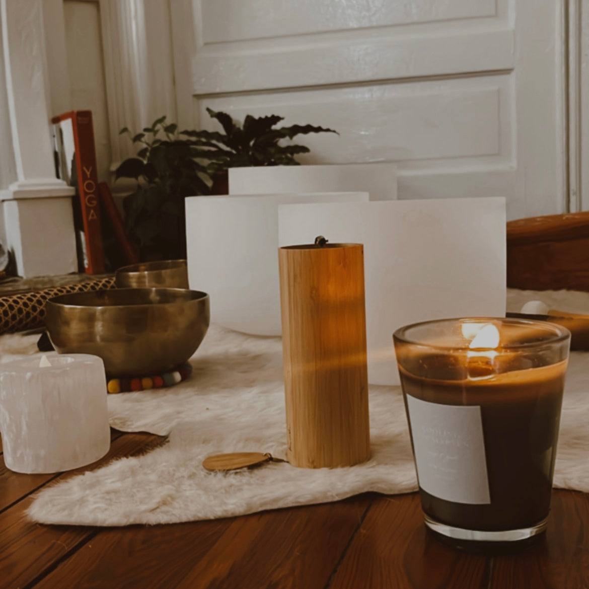 Yin + Massage with Sound Bath | Thursday 10.23